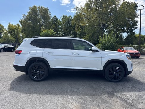 New 2026 Volkswagen Atlas SE image 4