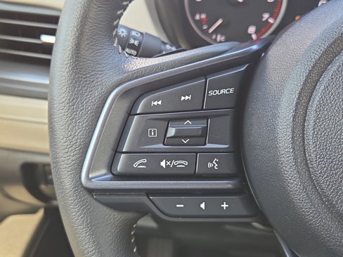 Certified 2025 Subaru Forester Limited image 21