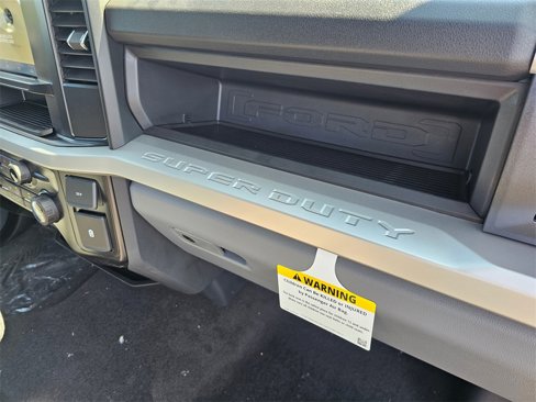 New 2026 Ford F350 4x4 Crew Cab Super Duty image 14