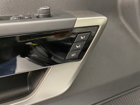 New 2025 Toyota Tundra Limited image 13