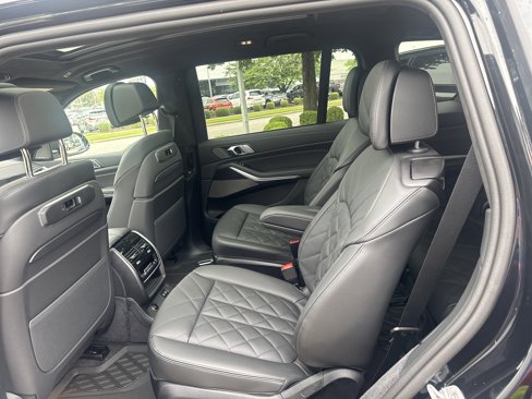 New 2026 BMW X7 xDrive40i w/ M Sport Package image 11
