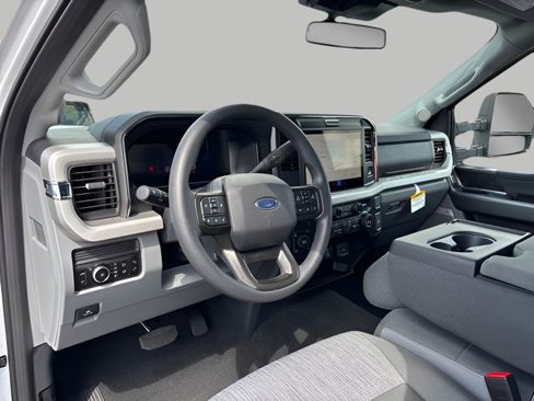 New 2026 Ford F250 XLT image 16