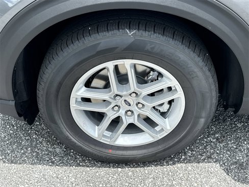 New 2025 Ford Explorer Active w/ Active Comfort Package image 11