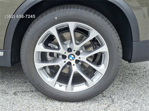 Used 2026 BMW X5 xDrive40i w/ Climate Comfort Package image 8