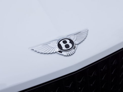 New 2025 Bentley Bentayga image 17