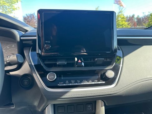 Certified 2025 Toyota Corolla Cross AWD Hybrid image 22