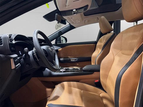 Used 2024 Lexus RZ 450e Premium w/ Technology Package image 24