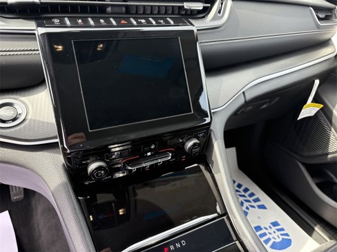 Used 2023 Jeep Grand Cherokee L Laredo w/ Luxury Tech Group I image 18