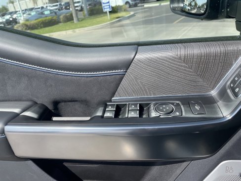 New 2025 Ford F250 Platinum w/ FX4 Off-Road Package image 19