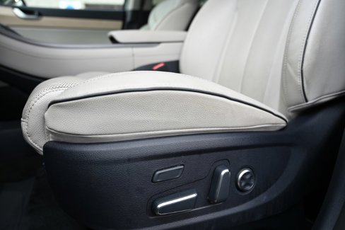 Used 2024 Hyundai Palisade Limited image 18
