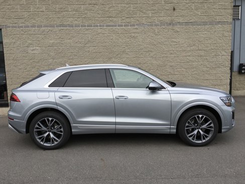 New 2025 Audi Q8 Premium Plus image 2