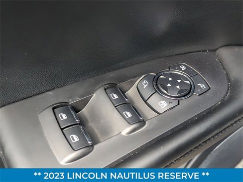 Used 2023 Lincoln Nautilus Reserve w/ Equipment Group 201A image 12