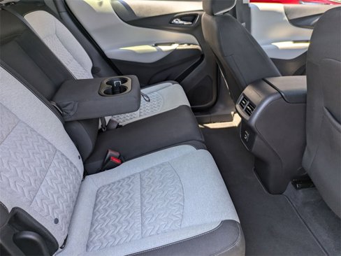 Used 2024 Chevrolet Equinox LT image 29