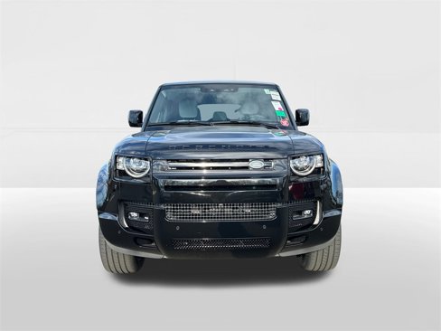 New 2025 Land Rover Defender 110 X-Dynamic SE image 6
