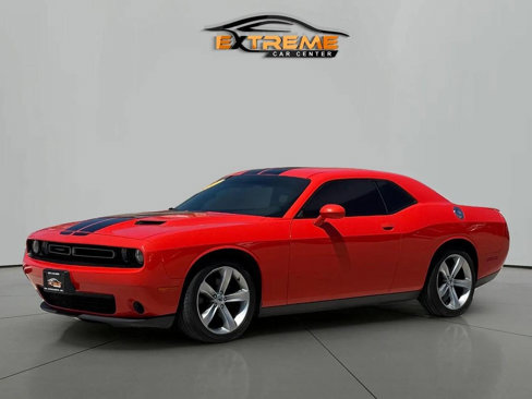 Used 2017 Dodge Challenger SXT w/ Super Sport Group (SS/T) image 3