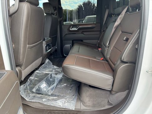 Used 2024 GMC Sierra 3500 Denali w/ Denali Reserve Package image 18