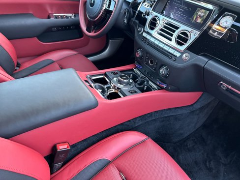 Used 2019 Rolls-Royce Wraith image 15