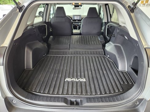 Used 2020 Toyota RAV4 LE w/ All Weather Liner Package image 14