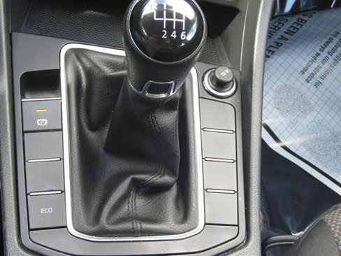 Used 2021 Volkswagen Jetta S image 21