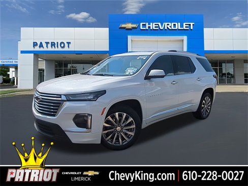 Certified 2023 Chevrolet Traverse Premier w/ LPO, Floor Liner Package image 1