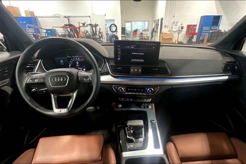 Certified 2025 Audi Q5 2.0T Premium Plus w/ Premium Plus Package image 15