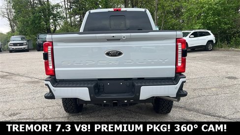 New 2025 Ford F350 XLT w/ Black Appearance Package image 31