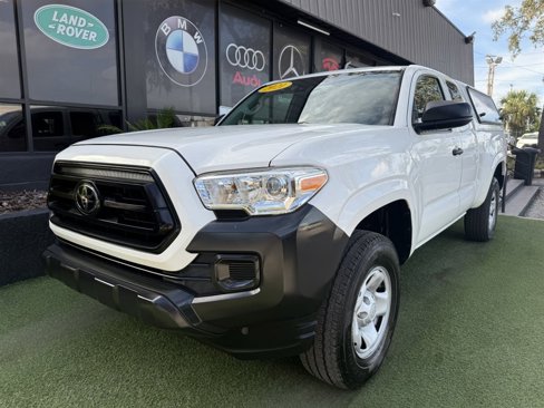 Used 2021 Toyota Tacoma SR image 1