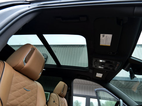 Used 2022 Cadillac Escalade Premium Luxury image 42