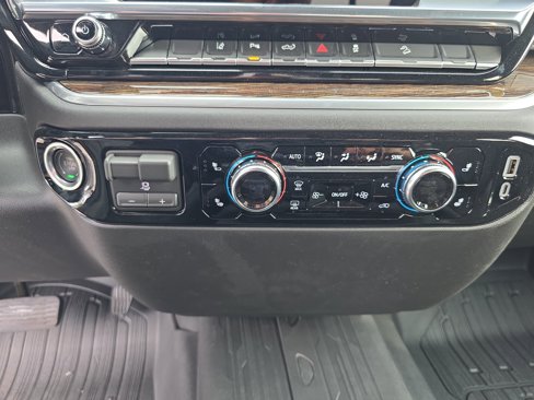 New 2026 GMC Sierra 2500 SLE w/ SLE Value Package; image 25