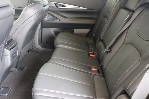 New 2025 INFINITI QX60 Luxe w/ Black Edition image 24