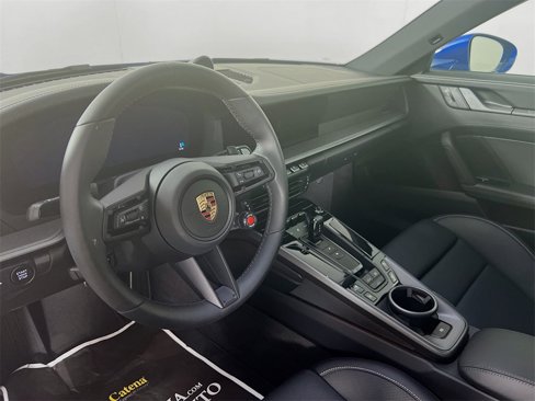 Certified 2025 Porsche 911 Carrera image 4