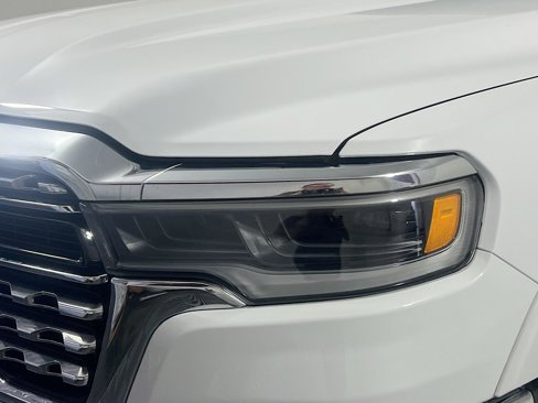 Used 2025 RAM 1500 Limited image 11