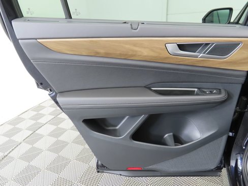 New 2026 Volkswagen Atlas SE image 27