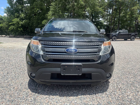 Used 2015 Ford Explorer XLT w/ Equipment Group 202A image 2