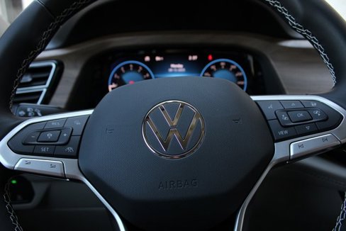 New 2026 Volkswagen Atlas SE image 16