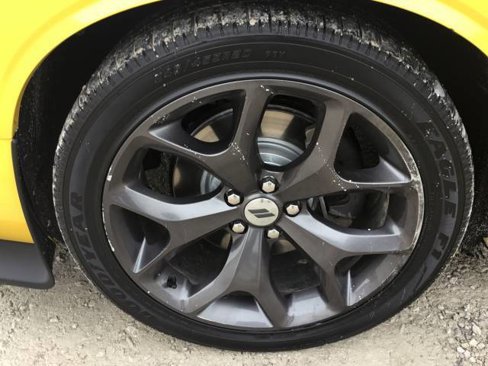 Used 2019 Dodge Challenger R/T image 11