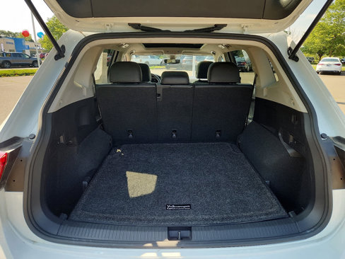 Used 2022 Volkswagen Tiguan SE image 29