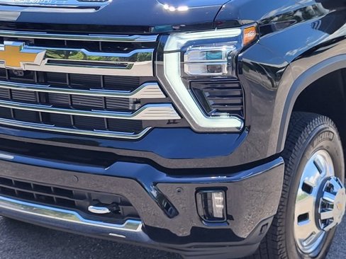 New 2025 Chevrolet Silverado 3500 High Country w/ High Country Premium Package image 7