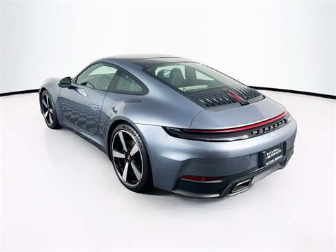Used 2025 Porsche 911 Carrera image 3