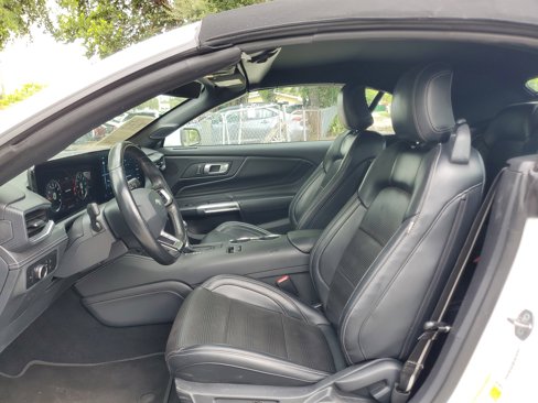 Used 2024 Ford Mustang Premium image 13
