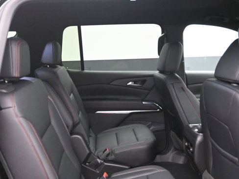 New 2026 Chevrolet Traverse Z71 w/ Driver Confidence Package image 11