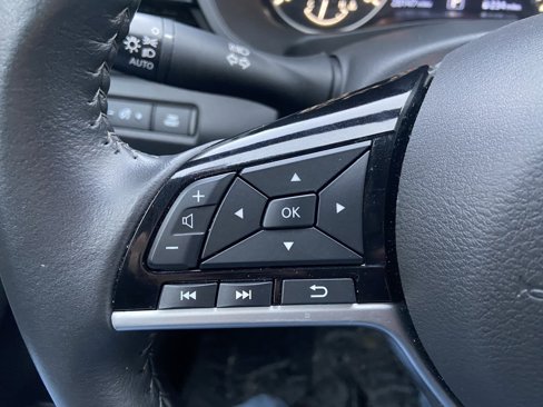 Used 2024 Nissan Altima 2.5 SV w/ SV Premium Package image 13