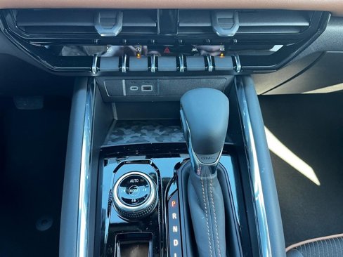 New 2025 GMC Canyon AT4 w/ Nightfall Edition image 15