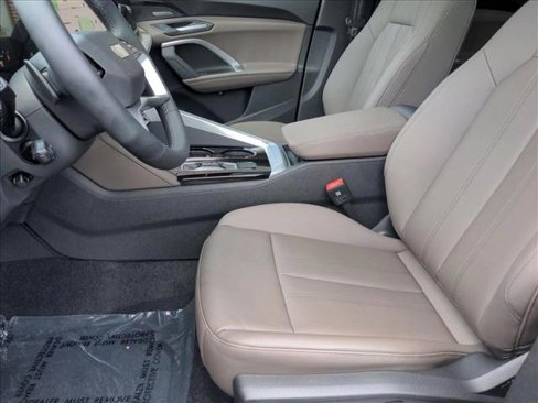 New 2025 Audi Q5 Premium Plus image 16
