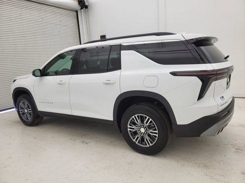 Certified 2025 Chevrolet Traverse LT image 17