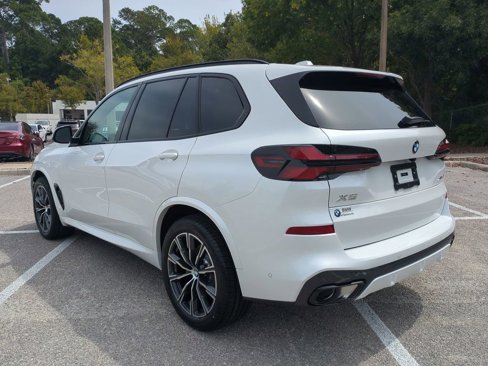 New 2026 BMW X5 xDrive40i w/ M Sport Package image 7