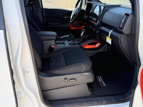New 2025 Nissan Frontier PRO-4X image 20