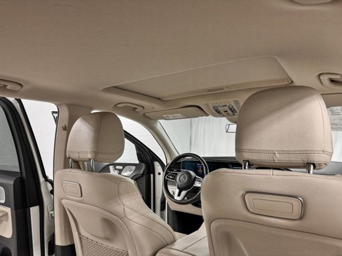Used 2020 Mercedes-Benz GLE 350 4MATIC w/ Premium Package image 13