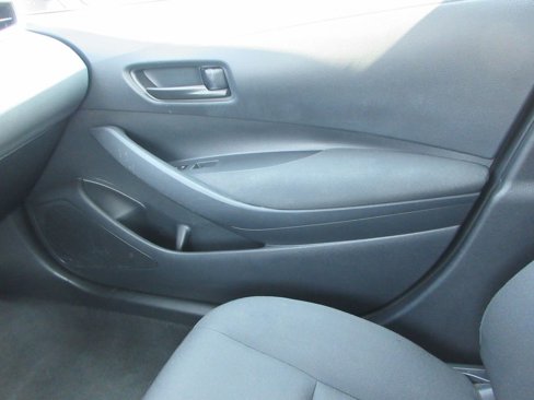Used 2023 Toyota Corolla LE image 30