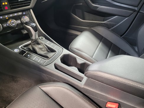 Used 2024 Volkswagen Jetta SE image 26